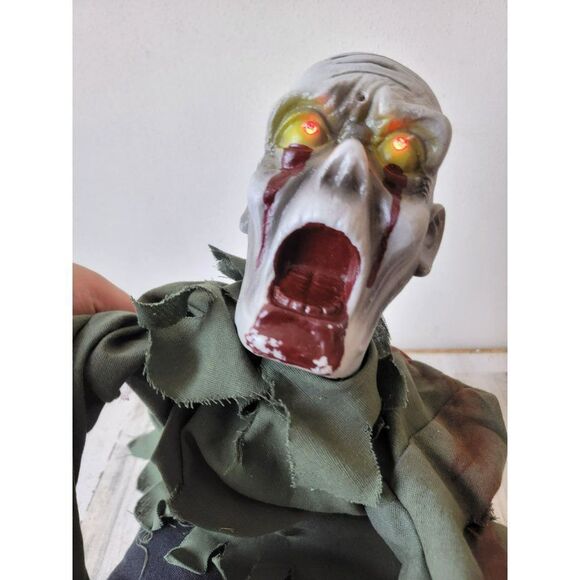 Halloween animated moaning zombie blood monster prop decor scary dead - Picture 7 of 16